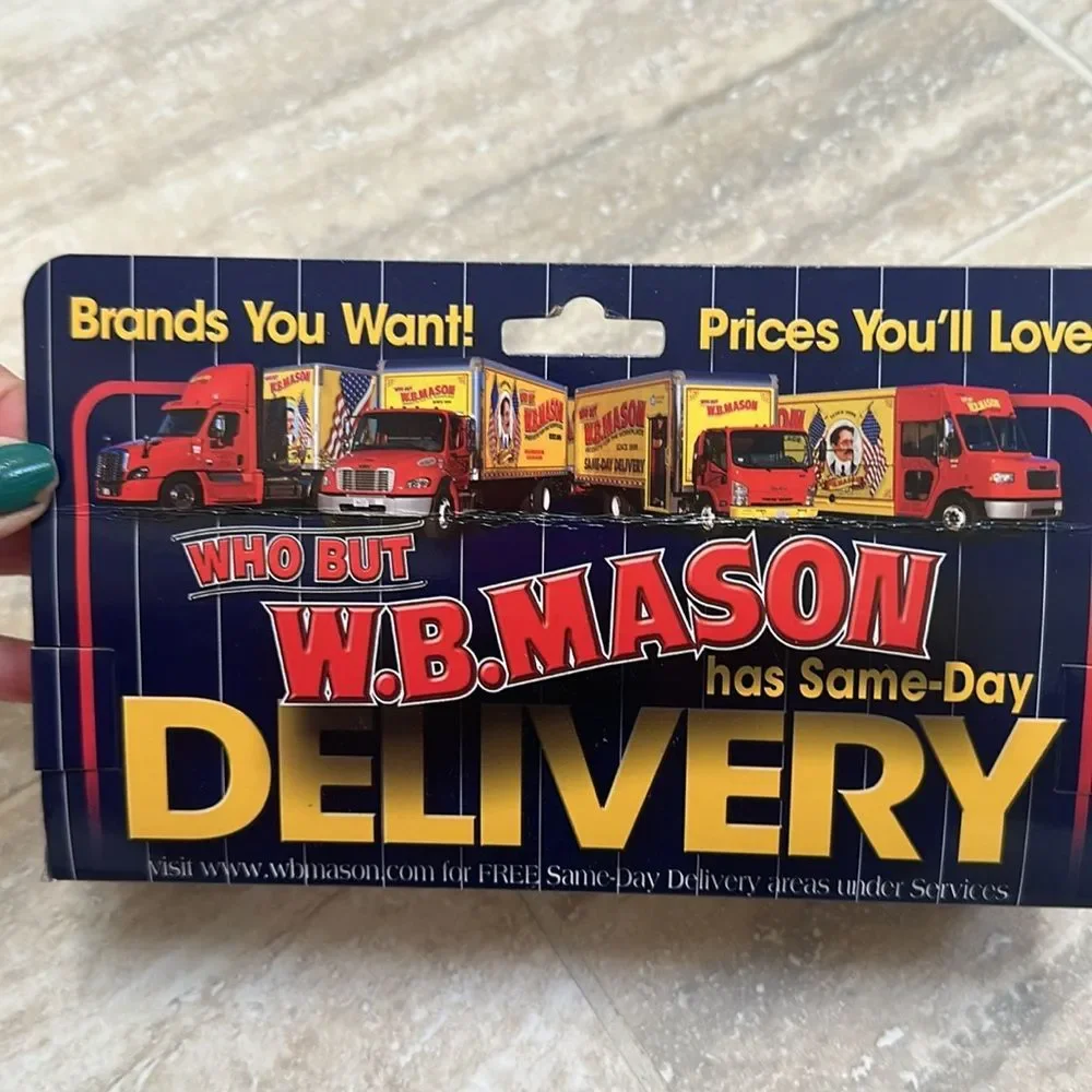 NIB Yankees limited edition, WB Mason truck - Picture 3 of 6